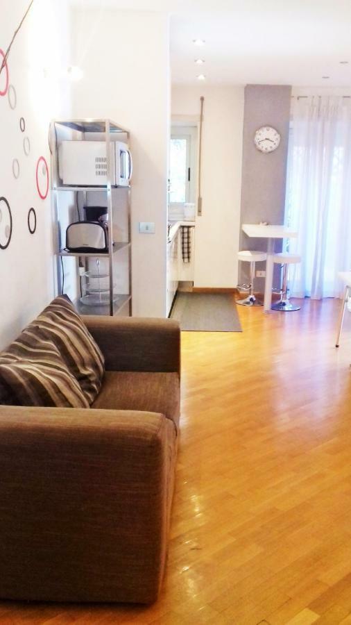 We Love It - Bestbnb Garbatella Ρώμη Εξωτερικό φωτογραφία